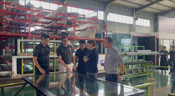 Australian Clients Visit Meidoor Factory  (2)